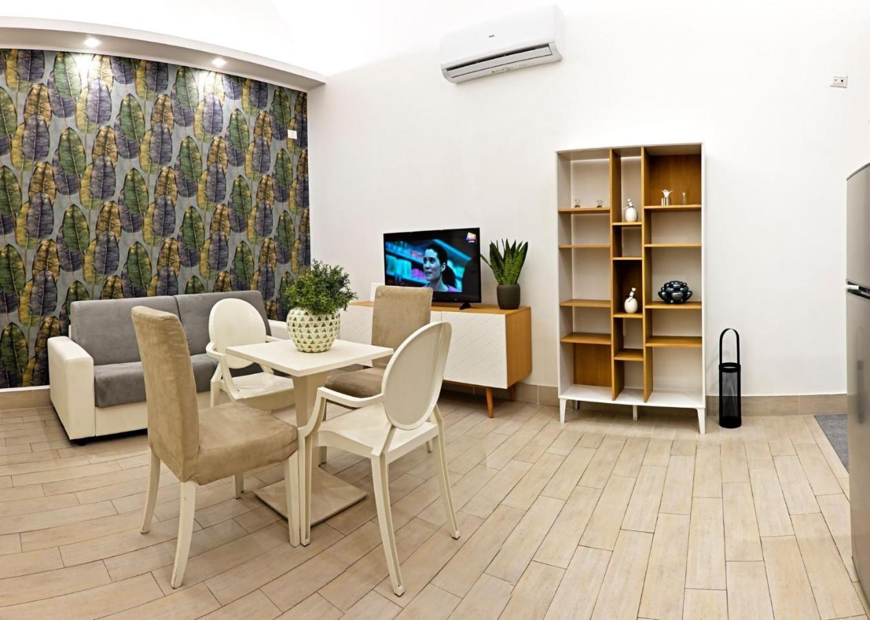 Saki Apartment *